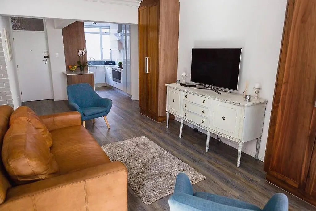 Sea Point 2Br Walk To Beach, Shops & Eats Le Cap Appartement